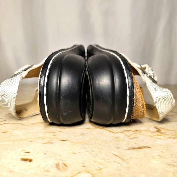 Finn Comfort Womens Silver Metallic Swirl Leather Sandals Size EU 40/US 9-9.5 - Picture 7 of 12